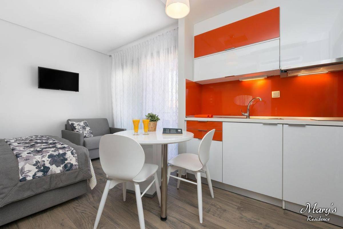 Mary'S Luxury Apartman Hriszí Amudiá Kültér fotó