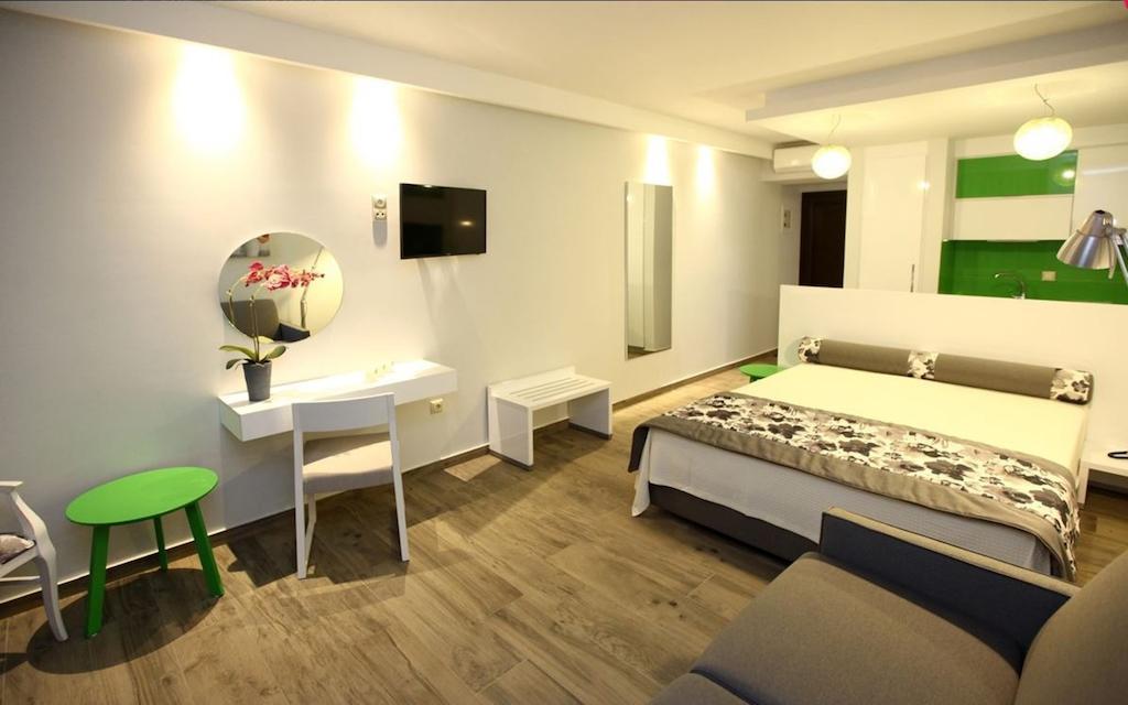Mary'S Luxury Apartman Hriszí Amudiá Kültér fotó
